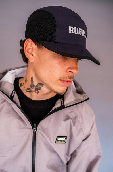 RUFUS SPORTECH SCRIPT CAP NAVY