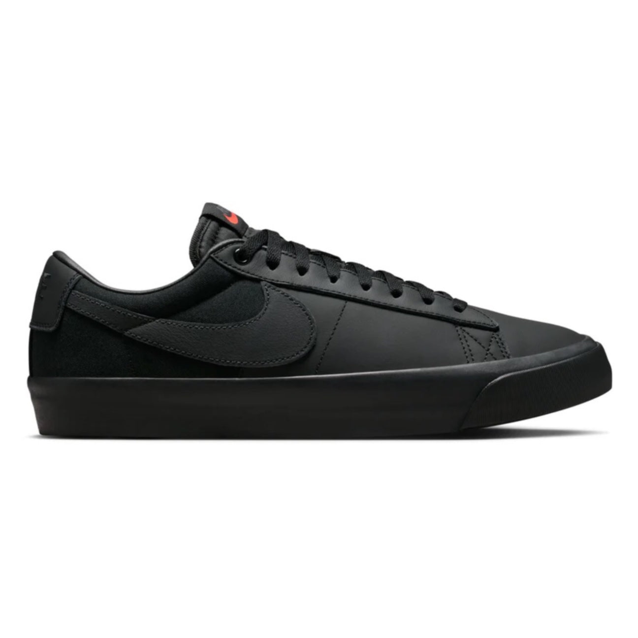 NIKE SB - BLAZER LOW GT PRO ORANGE LABEL BLACK/BLACK/BLACK