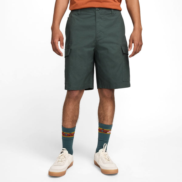 NIKE SB - KEARNY CARGO SHORTS GREEN