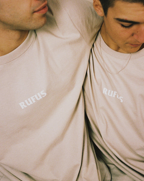 RUFUS - SCRIPT TEE - SAND/ BONE